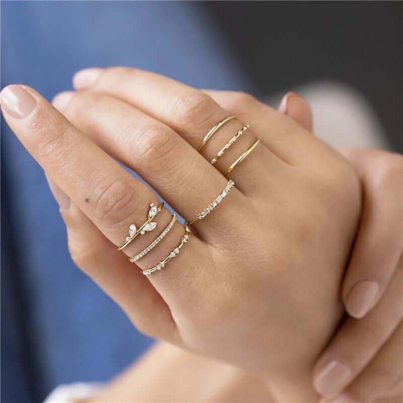 Minimalist Gold Ring with Zirconias in a Line