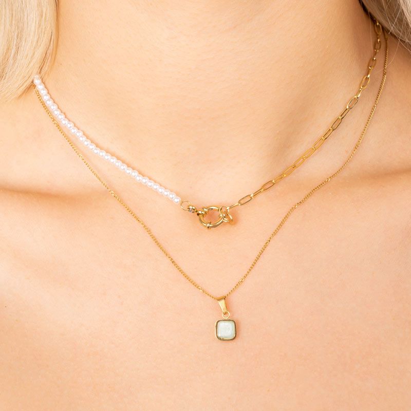 Mixed Pearl Necklace with Gold Chain