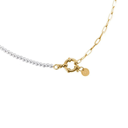Mixed Pearl Necklace with Gold Chain