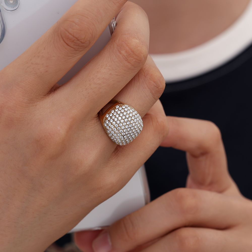 Adjustable Gold Ring with High-Shine Cubic Zirconia