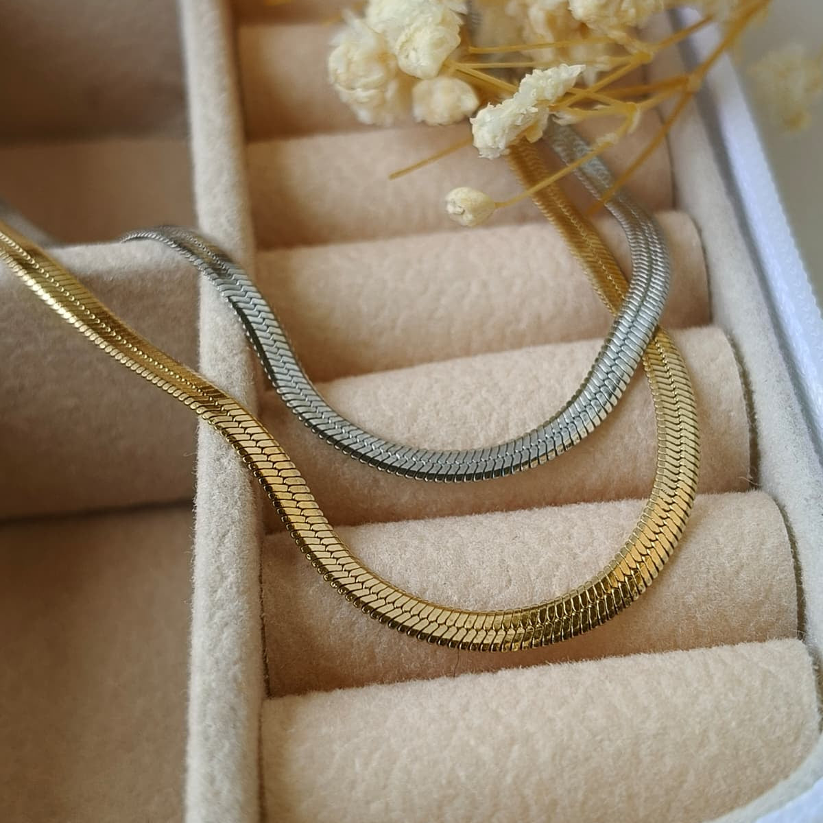 Corrente de Ouro em aço 4mm
