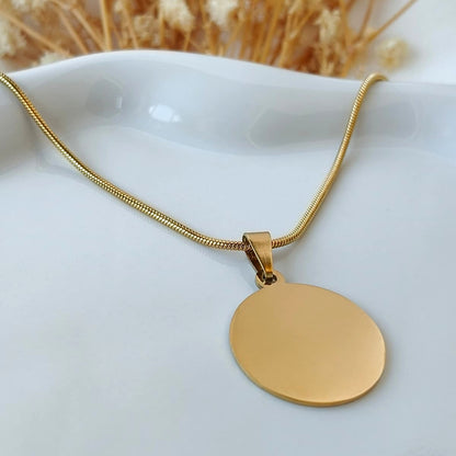 Colar Dourado com Medalha Personalizável em Aço Inoxidável